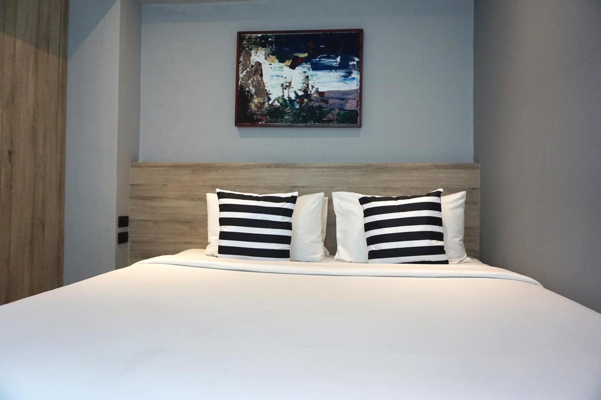 The Lake Chalong Hotel Sha Plus Екстер'єр фото