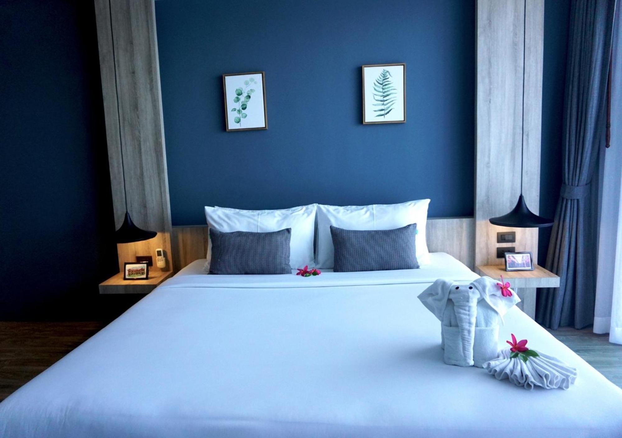 The Lake Chalong Hotel Sha Plus Екстер'єр фото